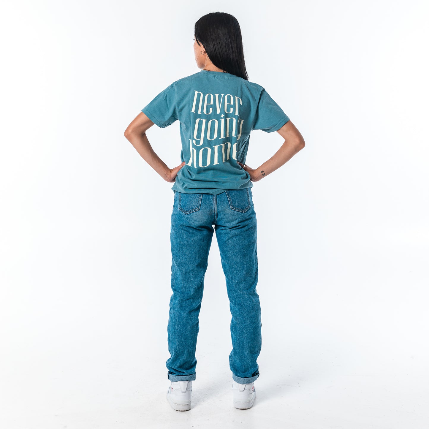 NEVER GOING HOME TEE